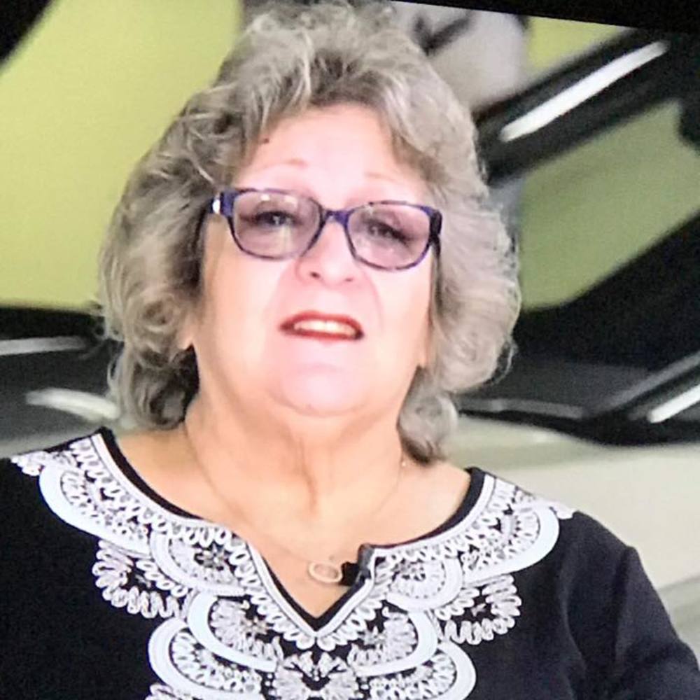 Meet your Posher, Teresa